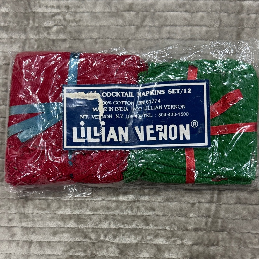 Red and Green Cocktail Napkins Set NOS Lillian Vernon